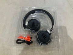 JBL Tune 660NC Wireless On-Ear NC Headphones - Black 5084005 - 6