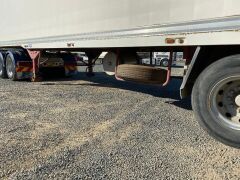 2001 FTE 22 Pallet Tri Axle Refrigerated Trailer - 9