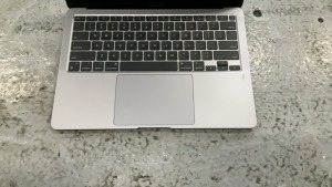 Faulty 13 inch MacBook Air Model A2337 - 4