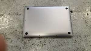 Faulty 13 inch MacBook Air Model A2337 - 5