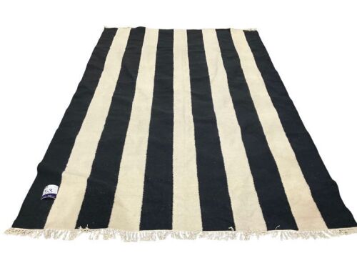 Striped Rug - 200 x 300cm - Black