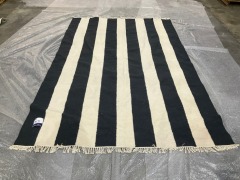 Striped Rug - 200 x 300cm - Black - 2