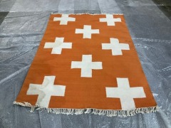4x Rugs of Various Sizes - 2