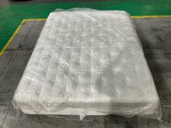 King Koil Chiro Luxury Estate Firm Mattress - Queen - 2