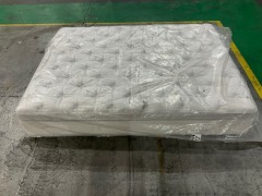 King Koil Chiro Luxury Estate Firm Mattress - Queen - 3