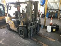 *RESERVE MET* Caterpillar DP35N Diesel Forklift