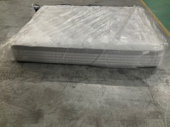 SleepMaker Alaska Plush Mattress - Queen - 7