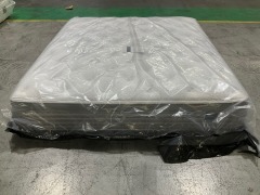 SleepMaker Alaska Plush Mattress - King - 3