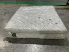 King Koil Chiro Luxury Estate Medium Mattress - King - 7