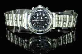 DNL Retail Replacement Value $8,325.00 - One New Authentic Gents Tag Heuer 6000 Series 1/10th chronograph "Limited Edition" wrist watch with a black dial. - 3