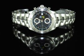 DNL Retail Replacement Value $9,325.00 - One New Authentic LINK series Chronograph 1/10th Gents TAG Heuer SENNA “Limited Edition" wrist watch with a Black dial. - 5