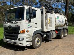 2018 HINO 500 Vac Truck FM2632 Long (Located NSW) - 2