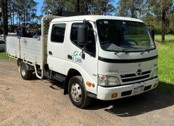 2010 Hino 300 Badge 716 Crew Cab Truck (Located NSW)