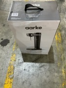Aarke Carbonator 3 Sparkling Water Maker - Black Chrome AAC3-BLACKCHROM - 2