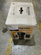 Nespresso Vertuo Next Premium Coffee Machine with Milk Frother By Breville - Black BNV560BLK - 2