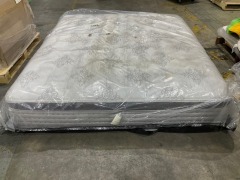 SleepMaker Arizona Deluxe Plush Mattress - King - 4