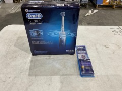 Oral B Genius 8000 Electric Toothbrush GENIUS8000 + 2 Pack Replacement Heads - 2