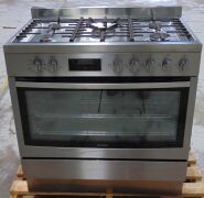 Westinghouse WFE914SB 90cm Freestanding Dual Fuel Oven/Stove - 3