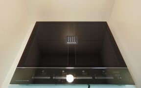 Fisher &amp; Paykel 600mm Touch and Slide Induction Cooktop - 2