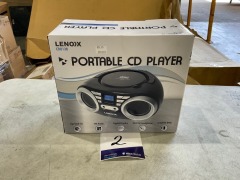 Lenoxx Portable CD Player (Black) 4W Speaker with AM/FM Radio & AUX In CD813B - 2