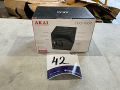Akai Cube Alarm Clock Radio AK3938BK - 3