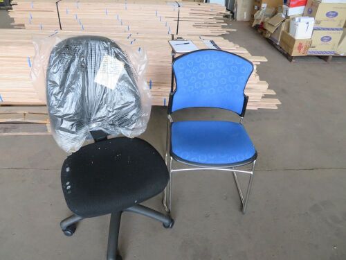 2x Assorted Office Chairs