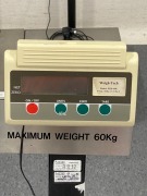 Weigh-Tech FGD-60K Platform Scale
Capacity: 60Kg x 0.01Kg - 3