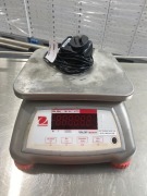Ohaus Valor 4000W Scale - 2