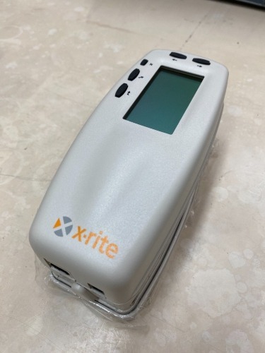 X-Rite XRGA Refractometer