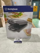 Westinghouse 4 Slice Sandwich Maker - Black WHSWM01K - 2
