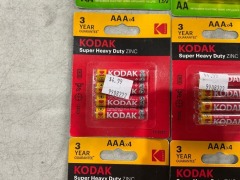 Packs of AA and AAA Alkaline Batteries - 6