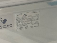 Samsung 488L French Door Refrigeration - Silver Layered Steel SRF5700SD - 4