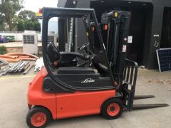 2010 Linde 1600kg Capacity Battery Electric Forklift Model: E16p with 3025 Hours, Container Mast and Sideshift - 2