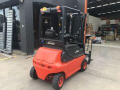 2010 Linde 1600kg Capacity Battery Electric Forklift Model: E16p with 3025 Hours, Container Mast and Sideshift - 3