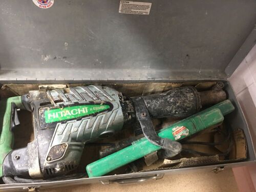 Hitachi Heavy Duty Portable Battery Electric Demolition/Hammer Drill in Carry Case