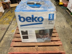 Beko Built-in Electric Oven & Ceramic Cooktop - 5
