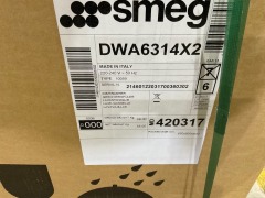 Smeg 60cm 14 Place Setting Freestanding Dishwasher - Stainless Steel DWA6314X2 - 3