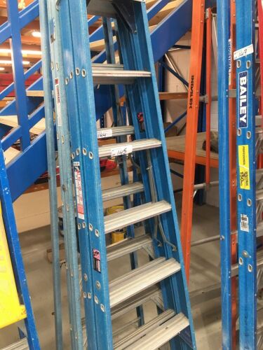 Bailey 2.1m Aluminium and Fibreglass Step Ladder