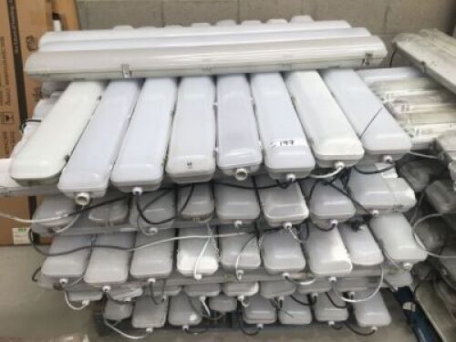 75 x Approx Temporary Electric Fluorescent Light Battens