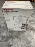 HoneyWell 40L Outdoor Evaporative Cooler - 4