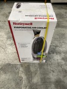 Honeywell CS10XE Indoor Evaporative Cooler - 5