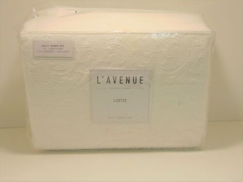 Queen Size Lávenue everyday luxury white Lizette quilt cover set