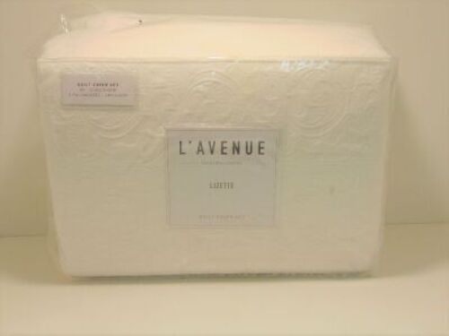 Queen Size L&aacute;venue everyday luxury white Lizette quilt cover set