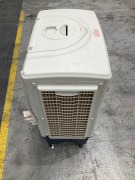 Honeywell Outdoor Evaporative Cooler CL60PM - 4