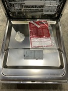 Ariston 60cm 14 Place Setting Freestanding Dishwasher with Touch Control LFC2C19XAUS - 4