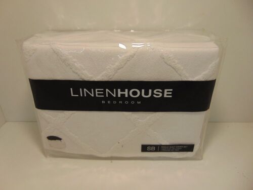 Single Quilt Cover Set LinenHouse Bedroom Lumiere White
