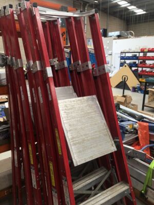 Redback 1.2m Aluminium and Fibreglass Stock Picking Step Ladder