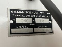 Gelman Sciences HLF 180 Laminar Flow Cabinet - 3