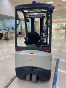 Crown SCT6000 Series Electric Forklift - 5