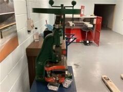 Herless Fly Press/Puncher - 2